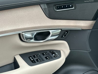 2026 Volvo XC90 Plus