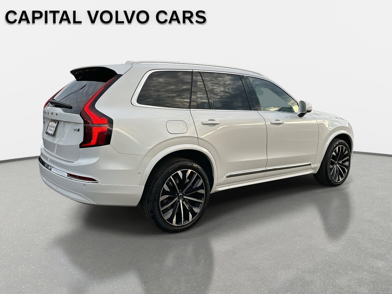 2026 Volvo XC90 Plus