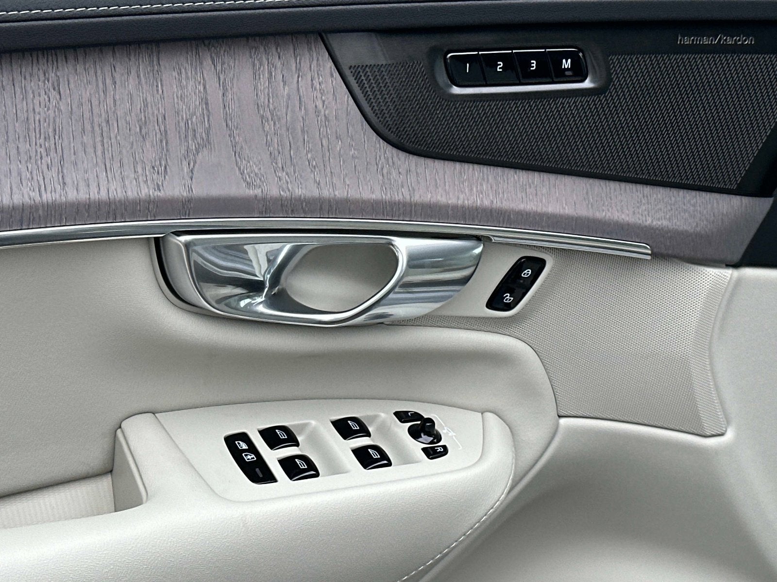 2026 Volvo XC90 Ultra