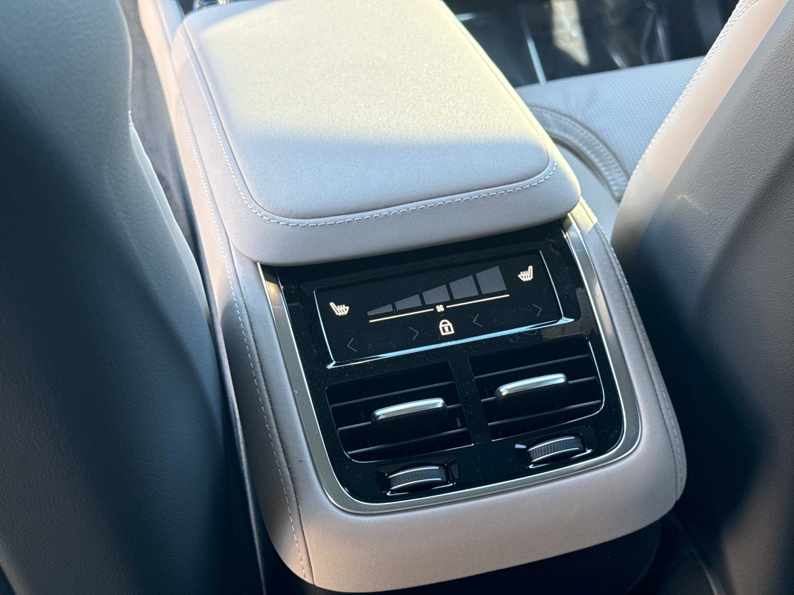 2026 Volvo XC90 Ultra