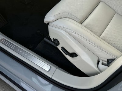 2026 Volvo XC90 Ultra Dark Theme