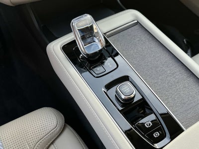 2026 Volvo XC90 Ultra Dark Theme