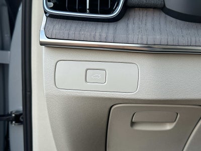 2026 Volvo XC90 Ultra Dark Theme