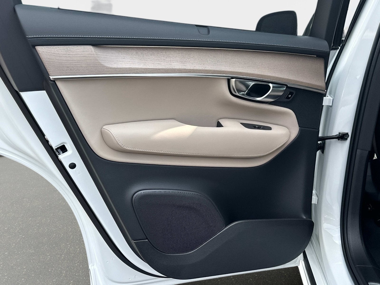 2026 Volvo XC90 Ultra Dark Theme