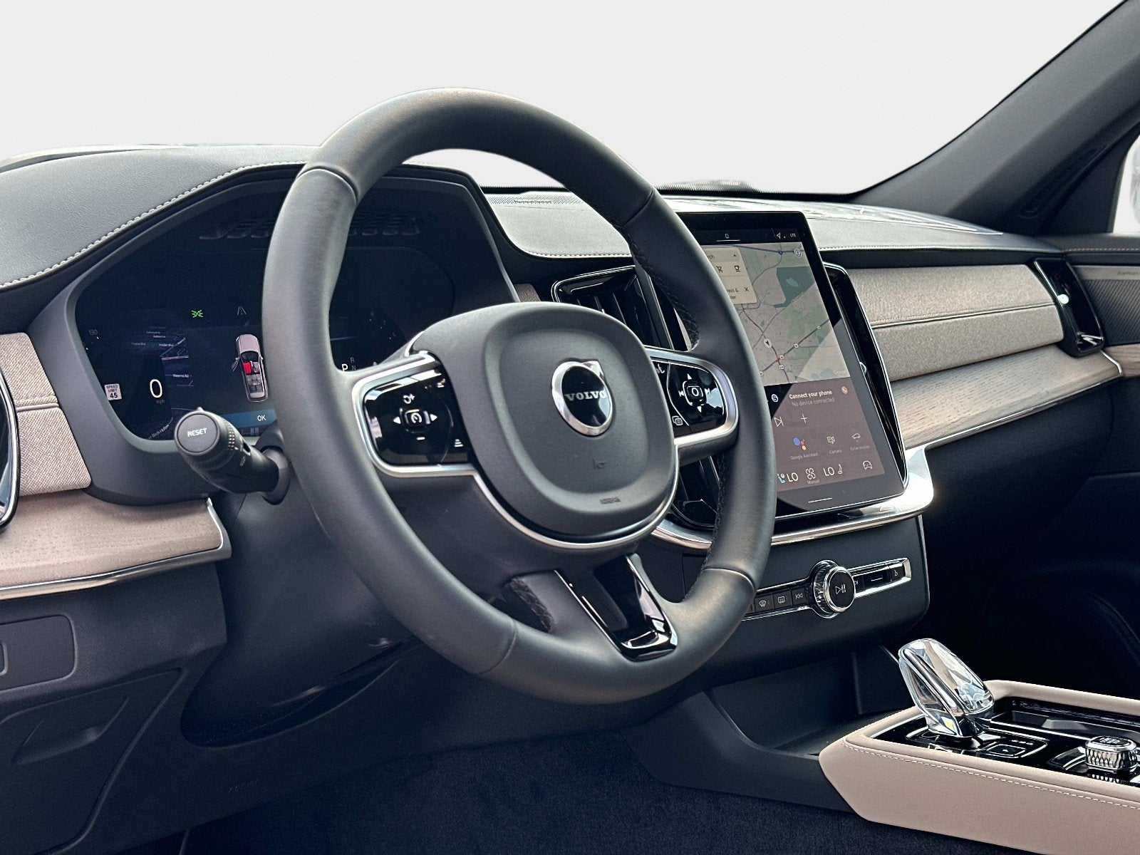 2026 Volvo XC90 Ultra Dark Theme