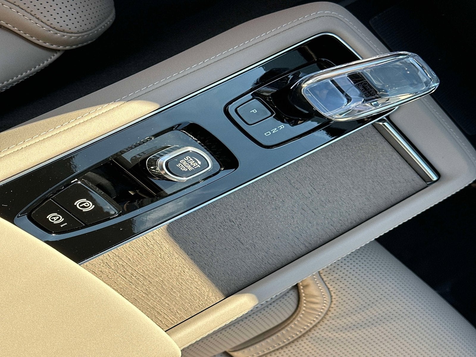 2026 Volvo XC90 Ultra Dark Theme