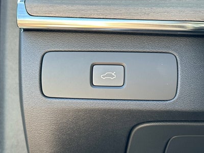 2026 Volvo XC90 Ultra Dark Theme