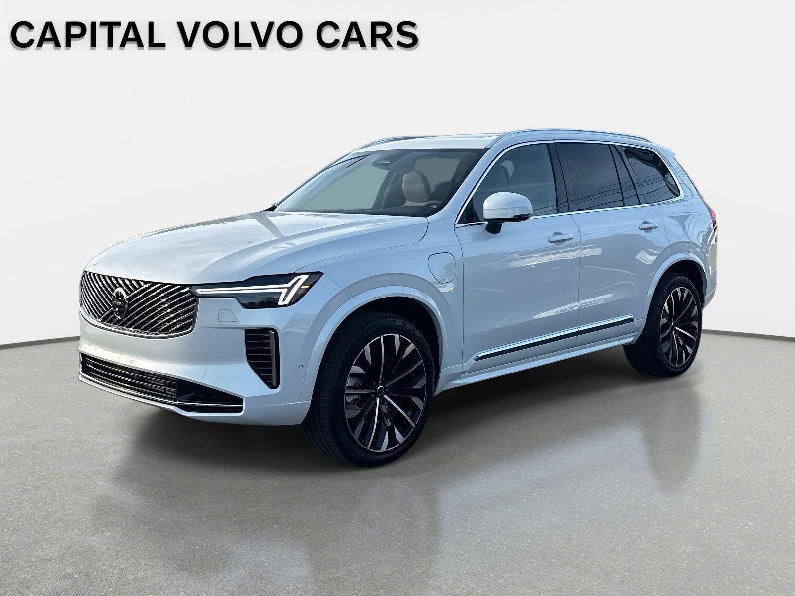 2026 Volvo XC90 Plug-In Hybrid Plus