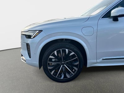 2026 Volvo XC90 Plug-In Hybrid Plus