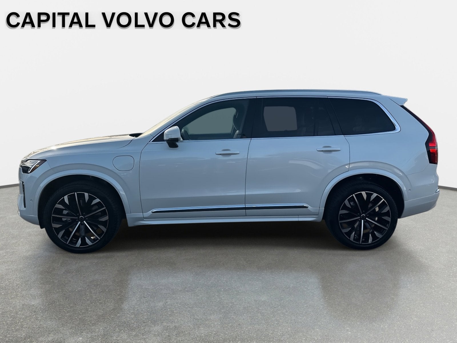 2026 Volvo XC90 Plug-In Hybrid Plus