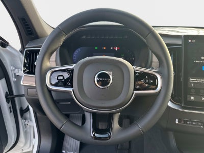 2026 Volvo XC90 Plug-In Hybrid Plus