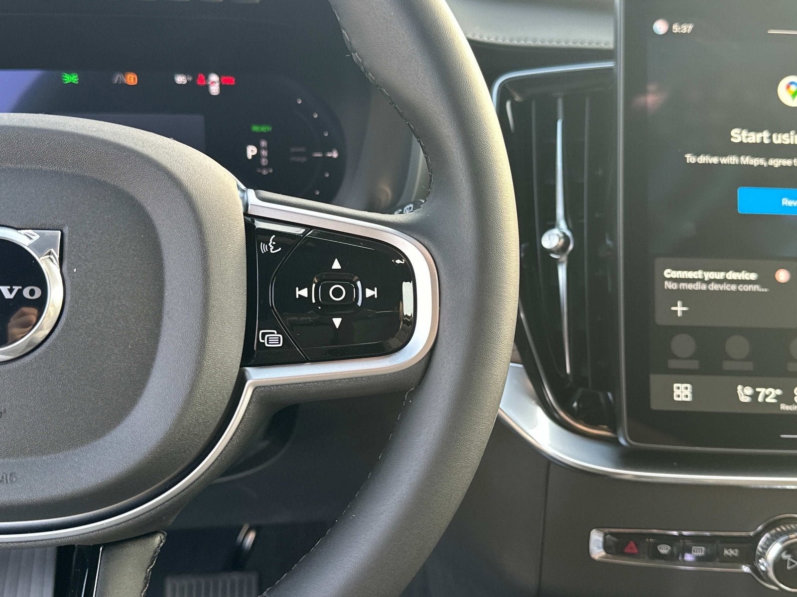 2026 Volvo XC90 Plug-In Hybrid Plus