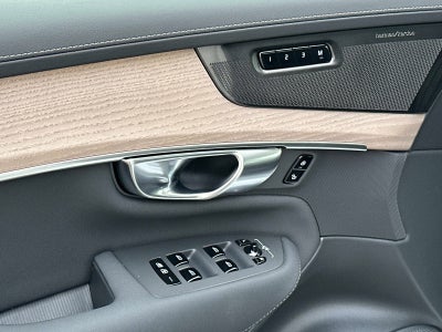 2026 Volvo XC90 Plug-In Hybrid Plus