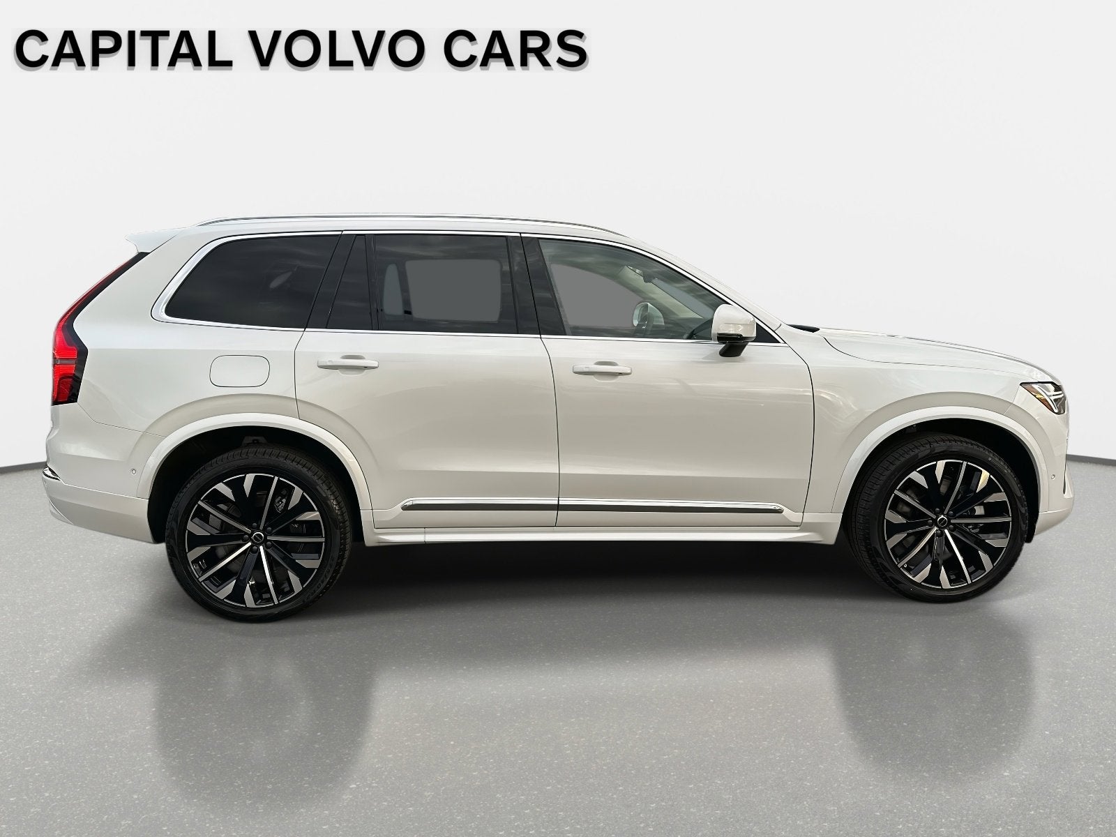 2026 Volvo XC90 Plug-In Hybrid Plus