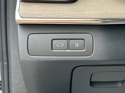 2026 Volvo XC90 Plug-In Hybrid Plus