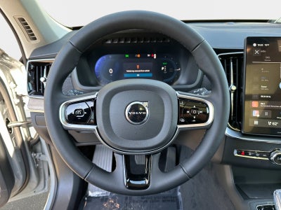 2025 Volvo XC90 Plug-In Hybrid Plus
