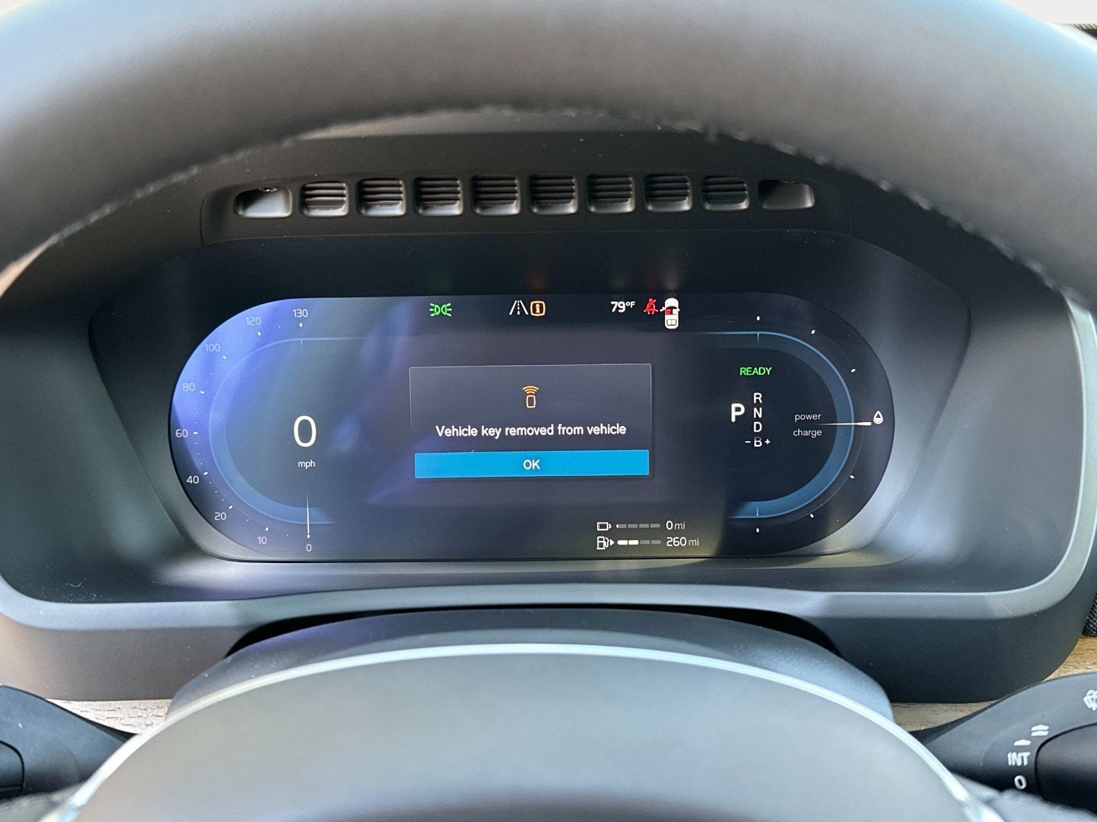 2025 Volvo XC90 Plug-In Hybrid Plus