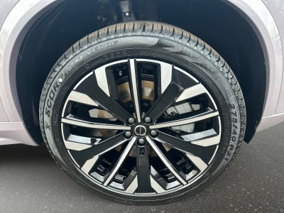 2026 Volvo XC90 Plug-In Hybrid Plus