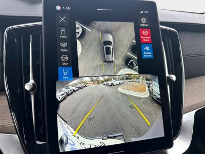 2026 Volvo XC90 Plug-In Hybrid Plus