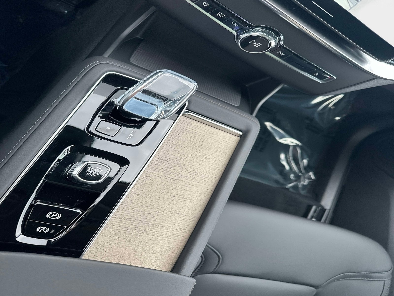 2026 Volvo XC90 Plug-In Hybrid Plus