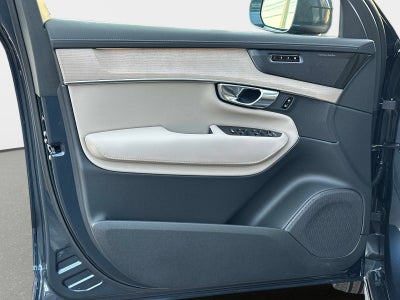 2026 Volvo XC90 Plug-In Hybrid Ultra