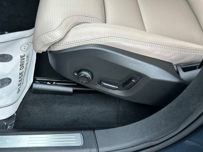 2026 Volvo XC90 Plug-In Hybrid Ultra