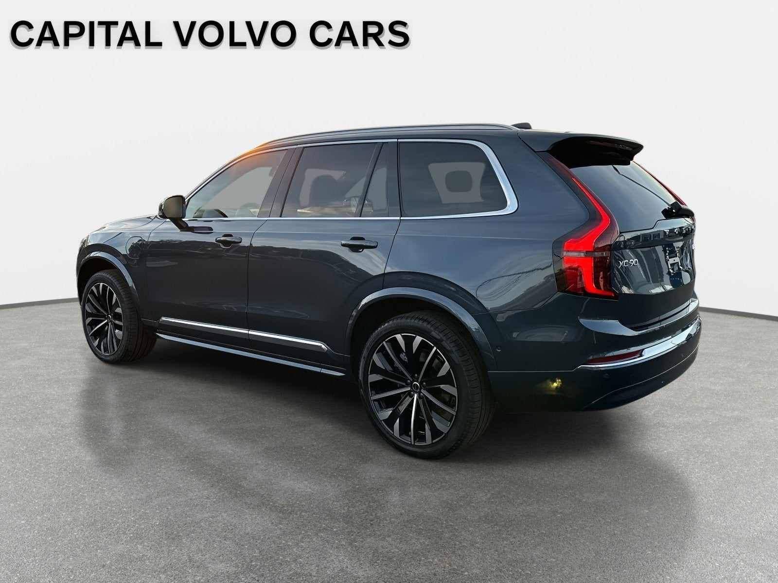 2026 Volvo XC90 Plug-In Hybrid Ultra