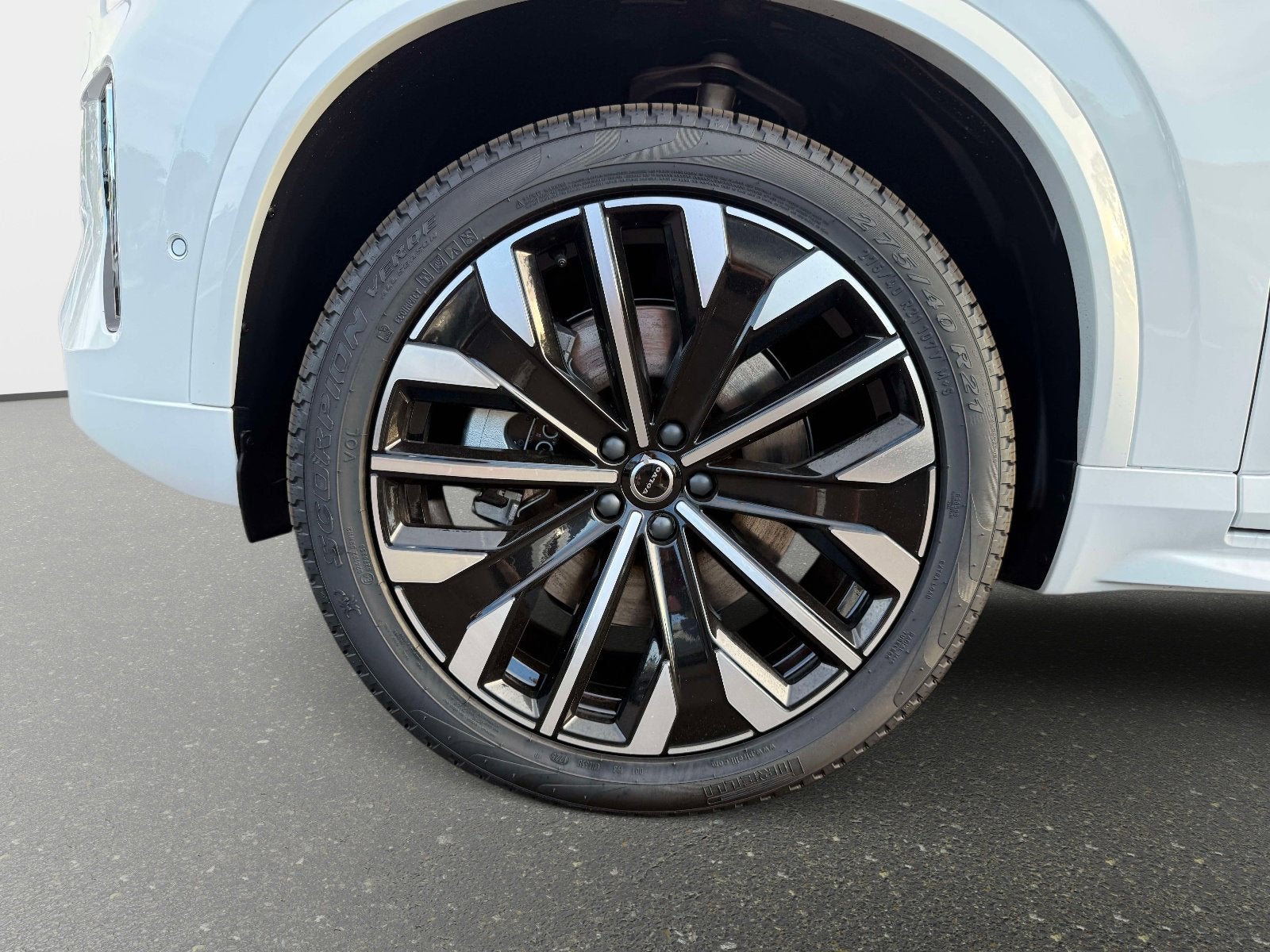 2026 Volvo XC90 Plug-In Hybrid Ultra