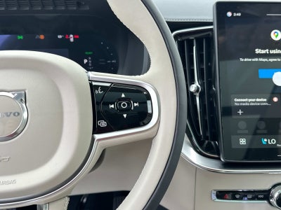 2026 Volvo XC90 Plug-In Hybrid Ultra Dark Theme