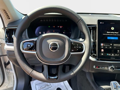 2026 Volvo XC90 Plug-In Hybrid Ultra Dark Theme