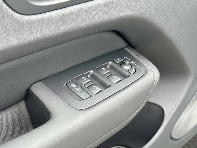 2026 Volvo XC60 Plug-In Hybrid Core