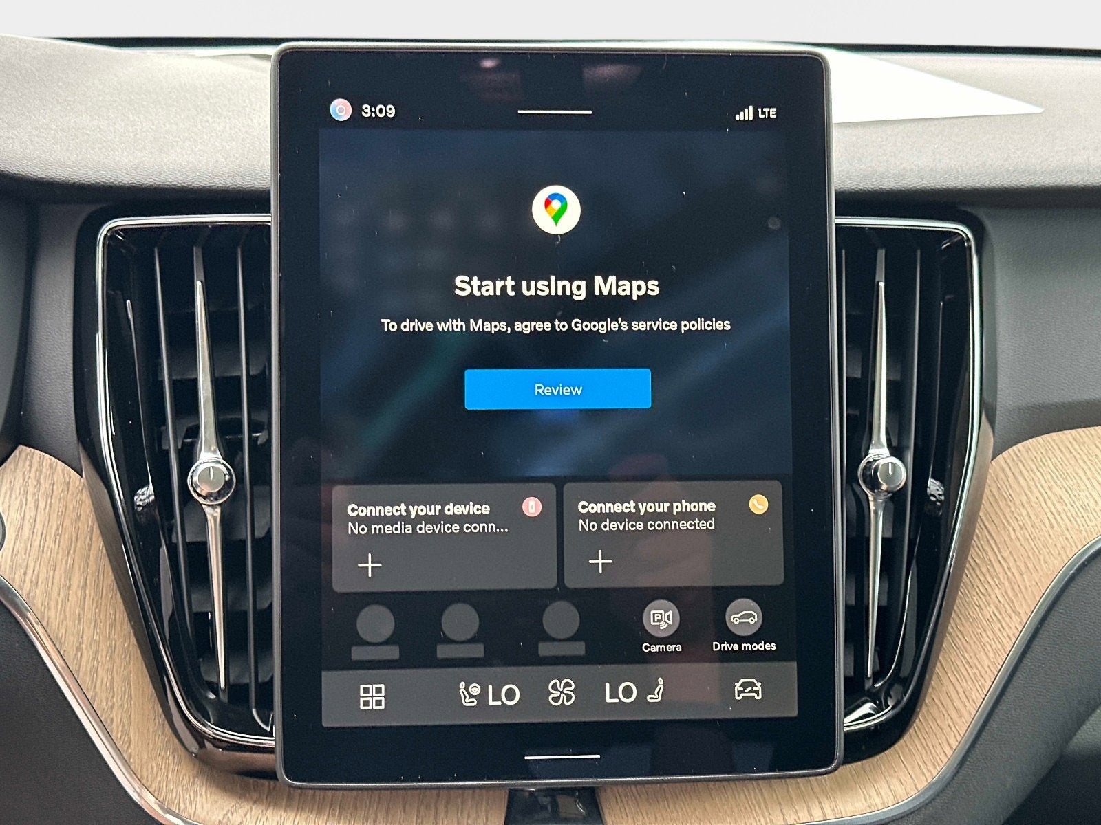 2026 Volvo XC60 Plug-In Hybrid Core