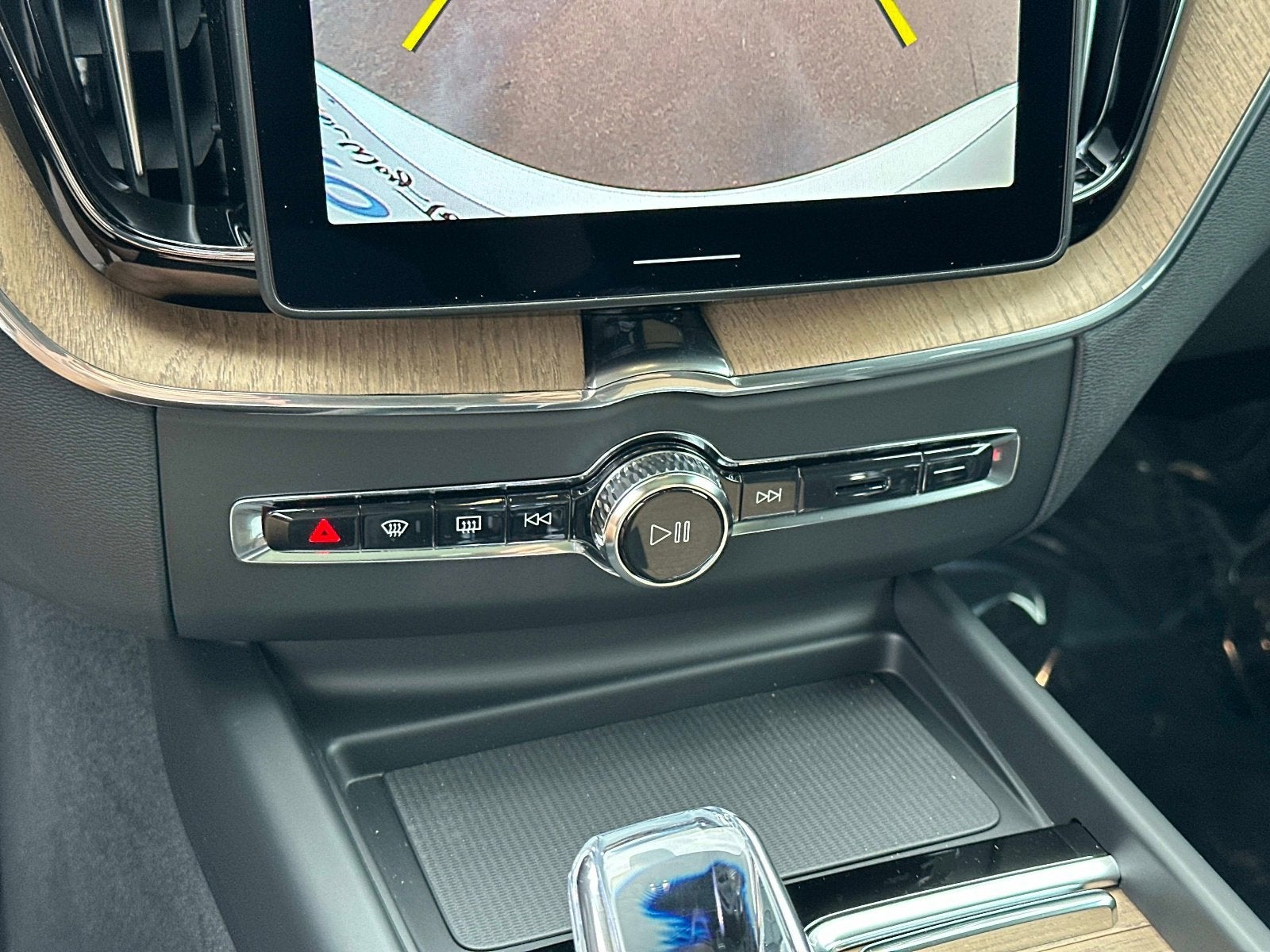 2026 Volvo XC60 Plug-In Hybrid Core