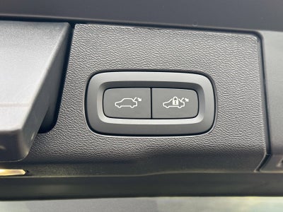 2026 Volvo XC60 Plug-In Hybrid Ultra