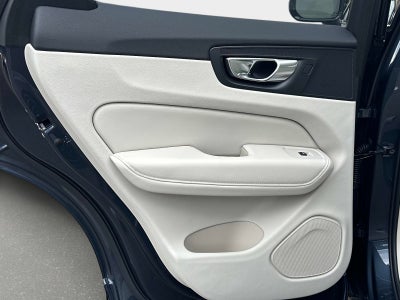 2026 Volvo XC60 Plug-In Hybrid Ultra