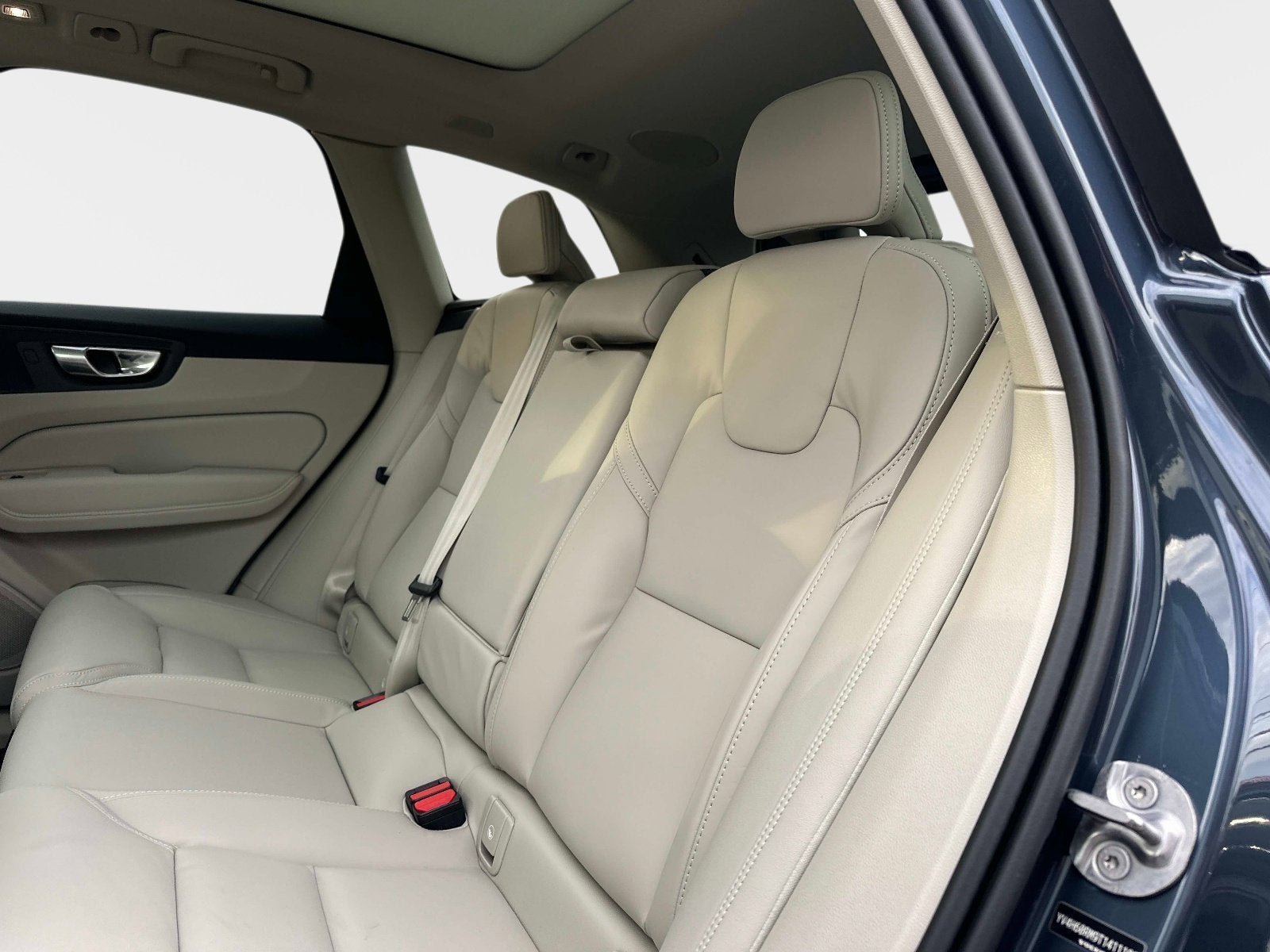 2026 Volvo XC60 Plug-In Hybrid Ultra