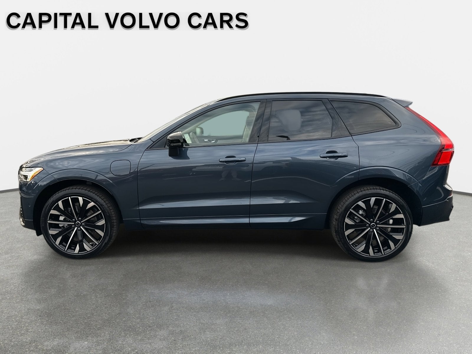 2026 Volvo XC60 Plug-In Hybrid Ultra