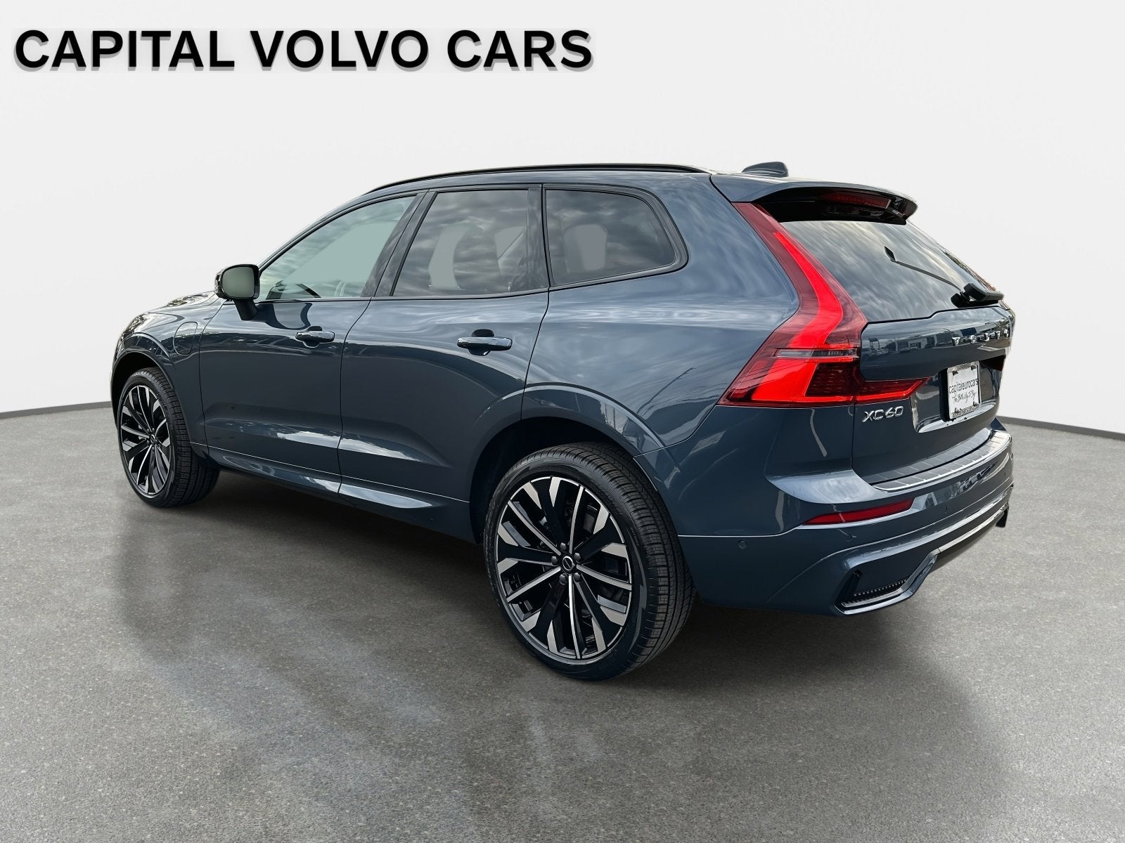 2026 Volvo XC60 Plug-In Hybrid Ultra
