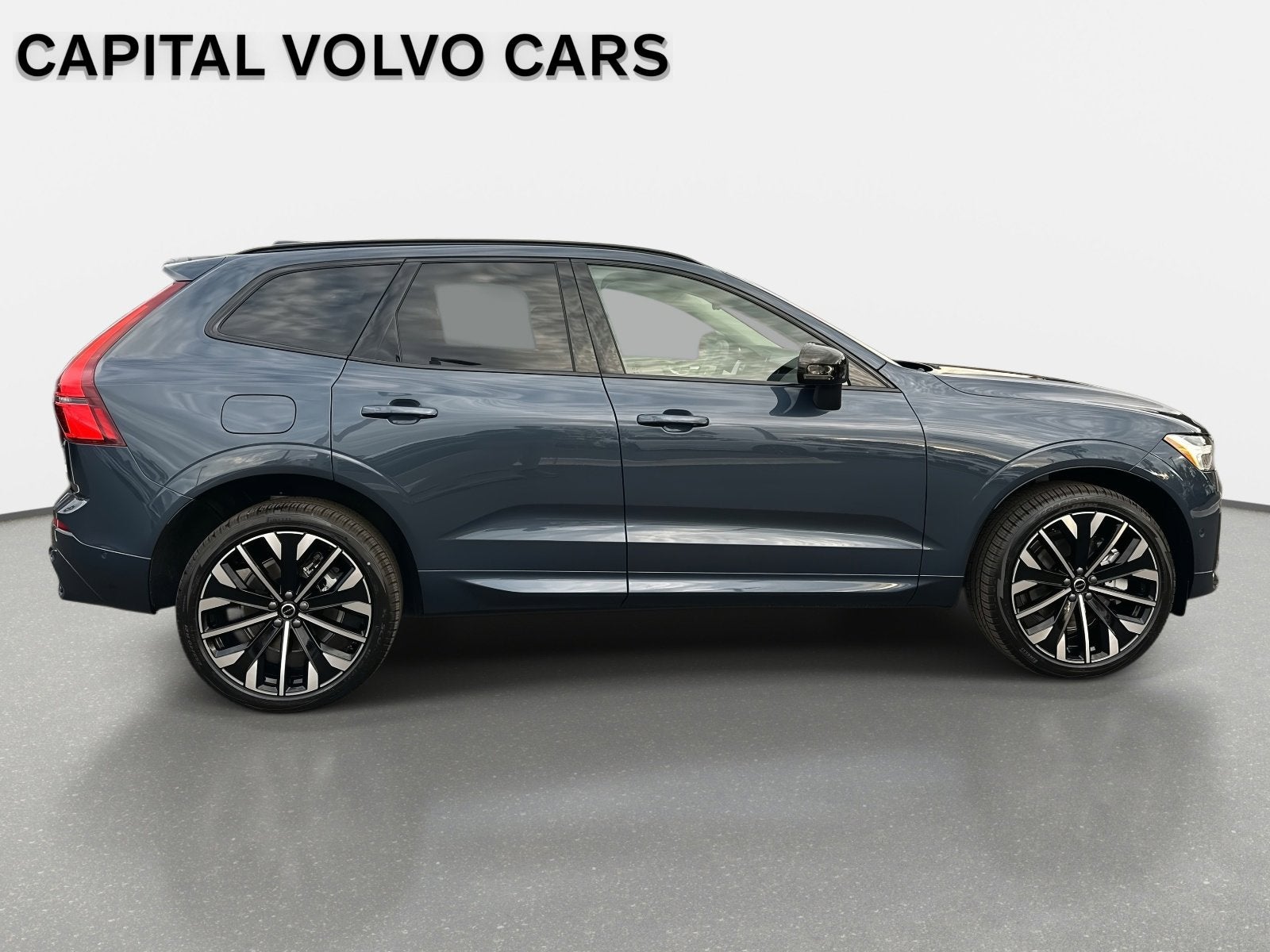 2026 Volvo XC60 Plug-In Hybrid Ultra