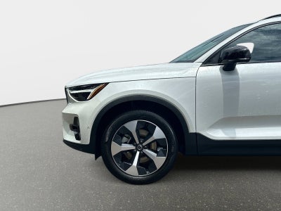 2026 Volvo XC40 Plus