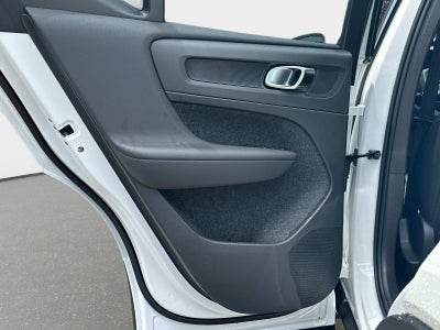 2026 Volvo XC40 Plus