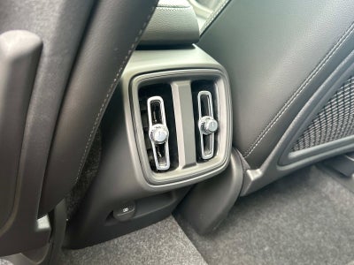 2026 Volvo XC40 Plus