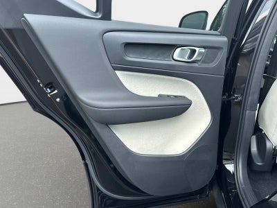 2026 Volvo XC40 Plus