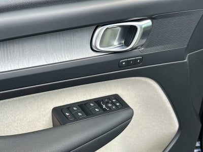 2026 Volvo XC40 Plus