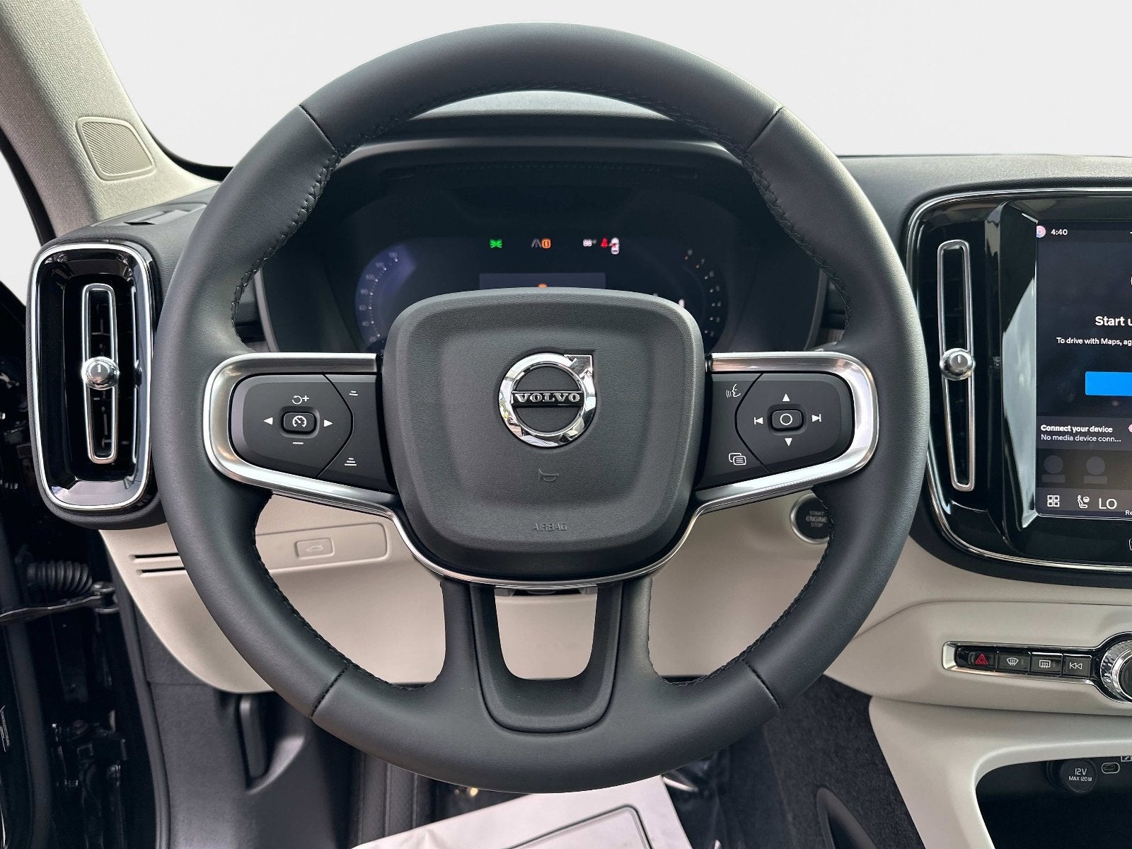 2026 Volvo XC40 Plus