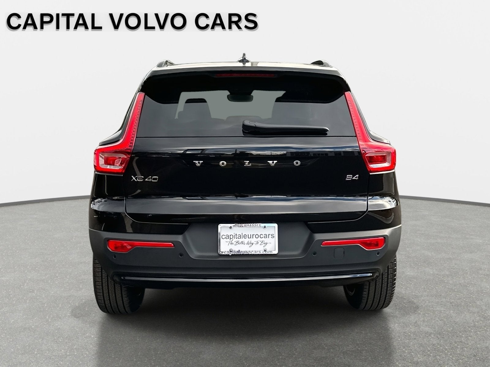 2026 Volvo XC40 Plus