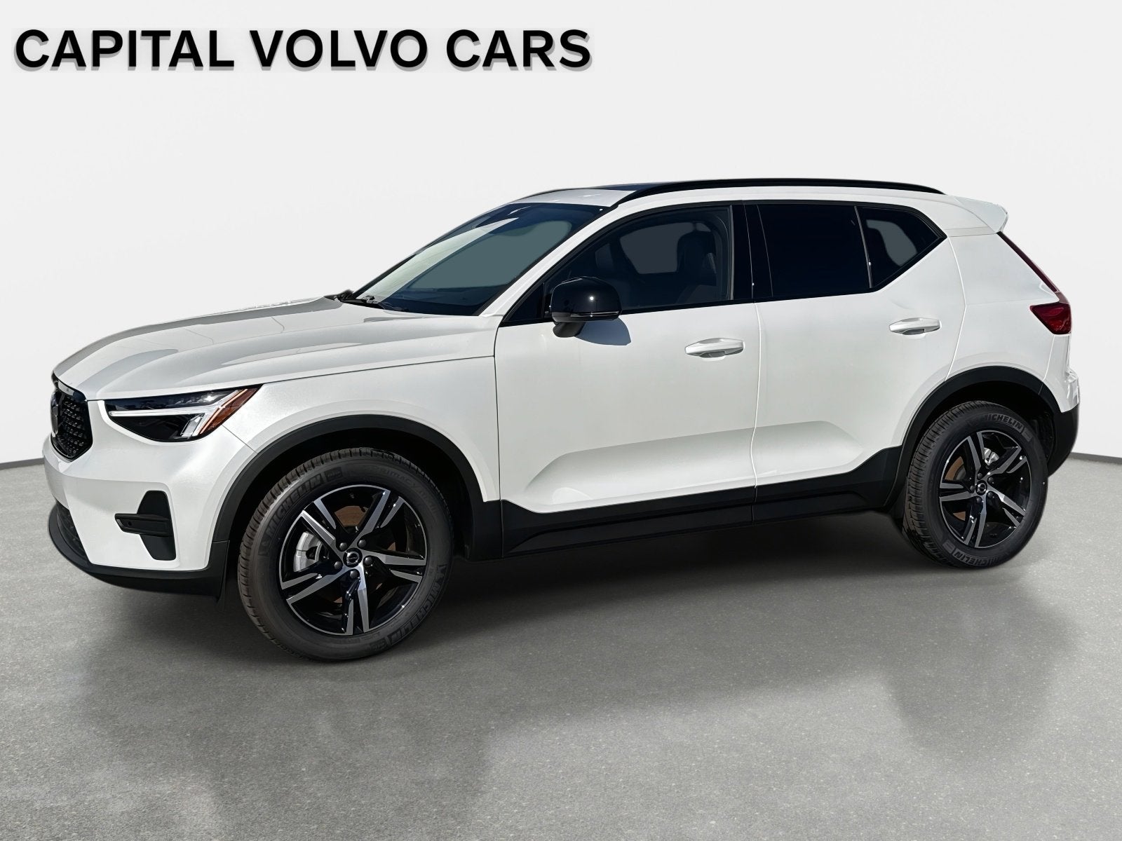 2026 Volvo XC40 Core