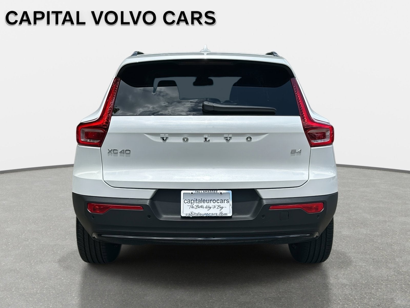 2026 Volvo XC40 Core