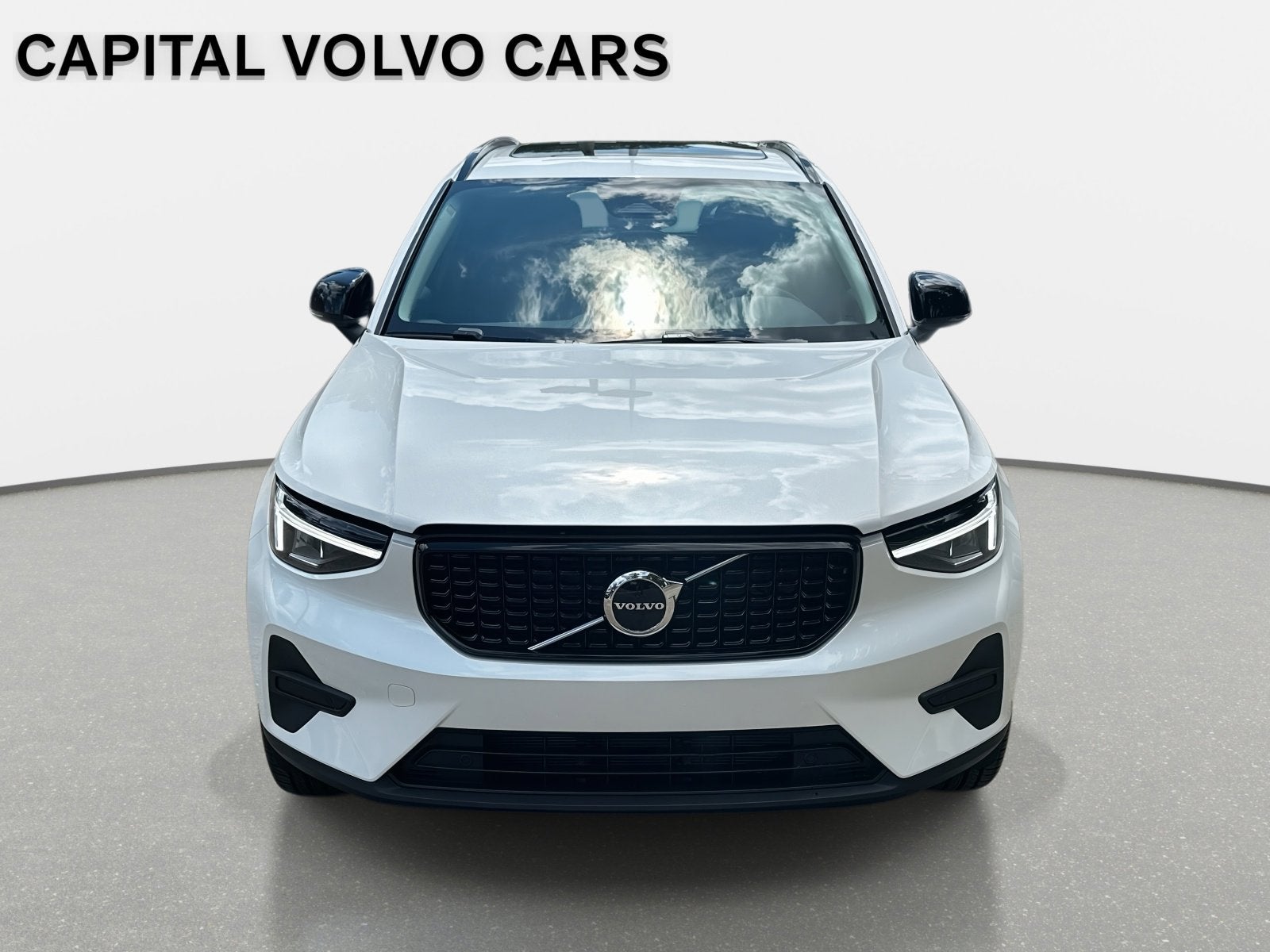 2026 Volvo XC40 Core