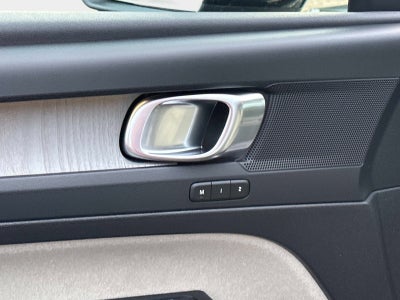 2026 Volvo XC40 Plus